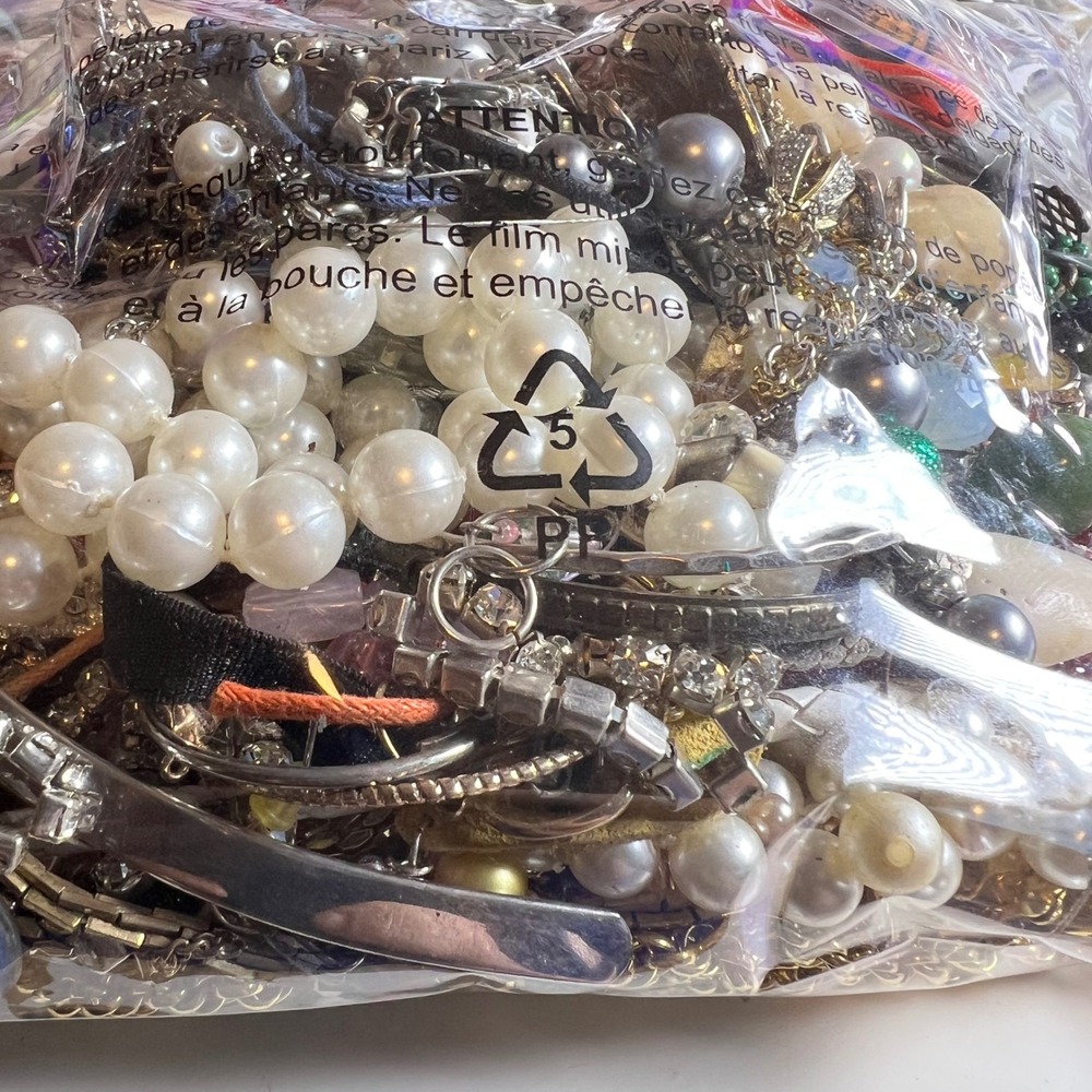 4lb 3oz Jewelry Lot Multi Mystery Box Crafting Resale Vintage Mix As-Is - Picture 5 of 5